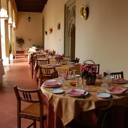 فندق Hospederia Del Real Monasterio غوادالوبي