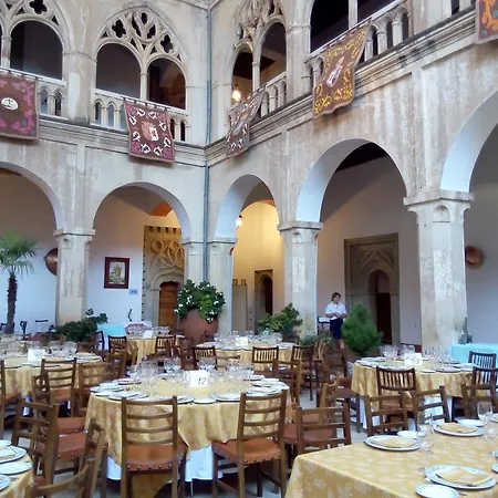 Hospederia Del Real Monasterio فندق