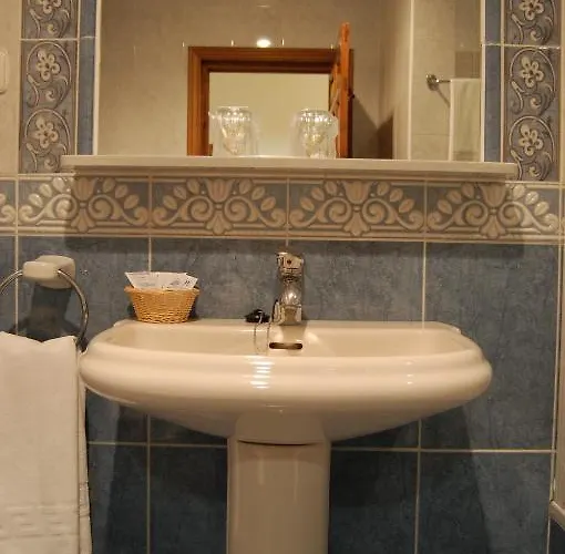 Hospederia Del Real Monasterio Guadalupe (Extremadura)