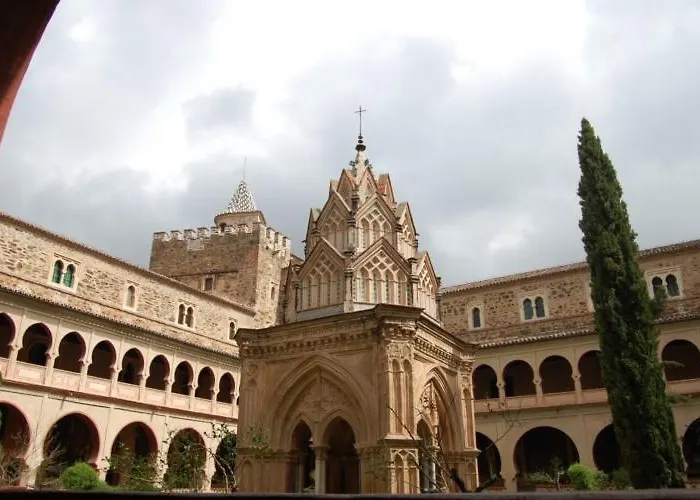 Hotel Hospederia Del Real Monasterio 2*